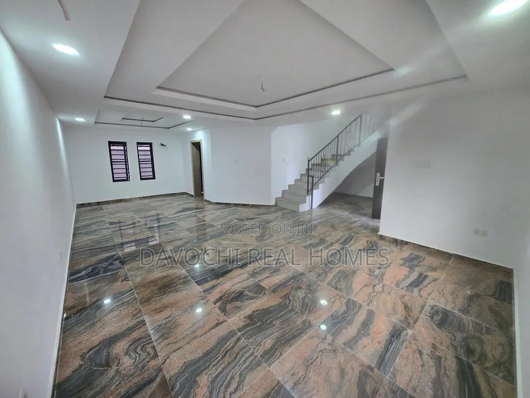 4bdrm Duplex in Ologolo for rent