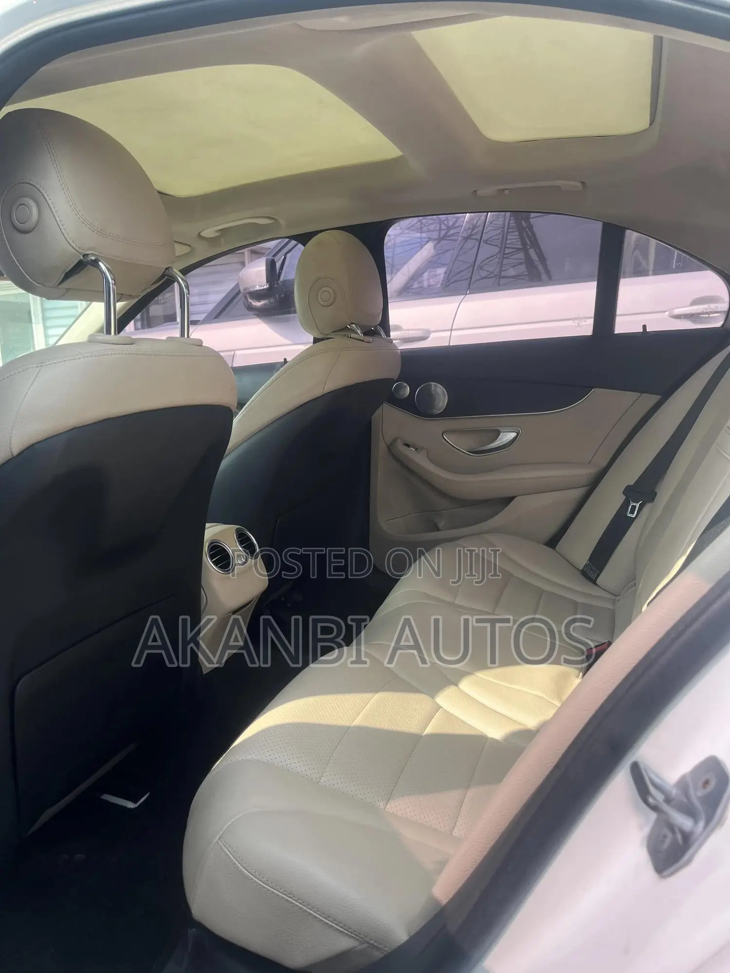 Mercedes-Benz C300 Base 4Matic Sedan AWD (2.0L 4cyl 7A) 2016 White