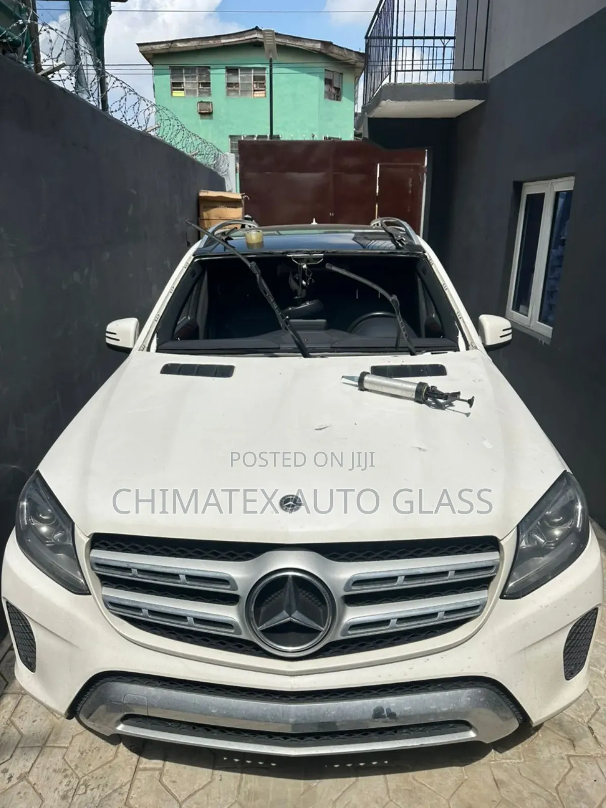 We Give You the Best Services in All Windscreen Glass