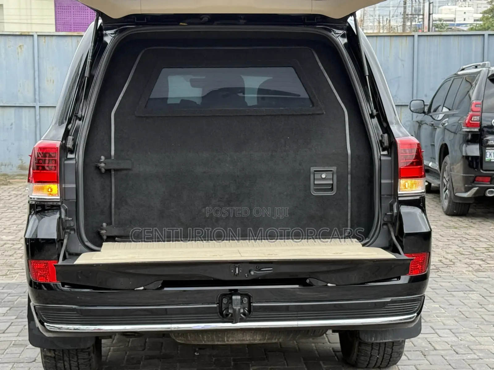 Toyota Land Cruiser 2021 Black