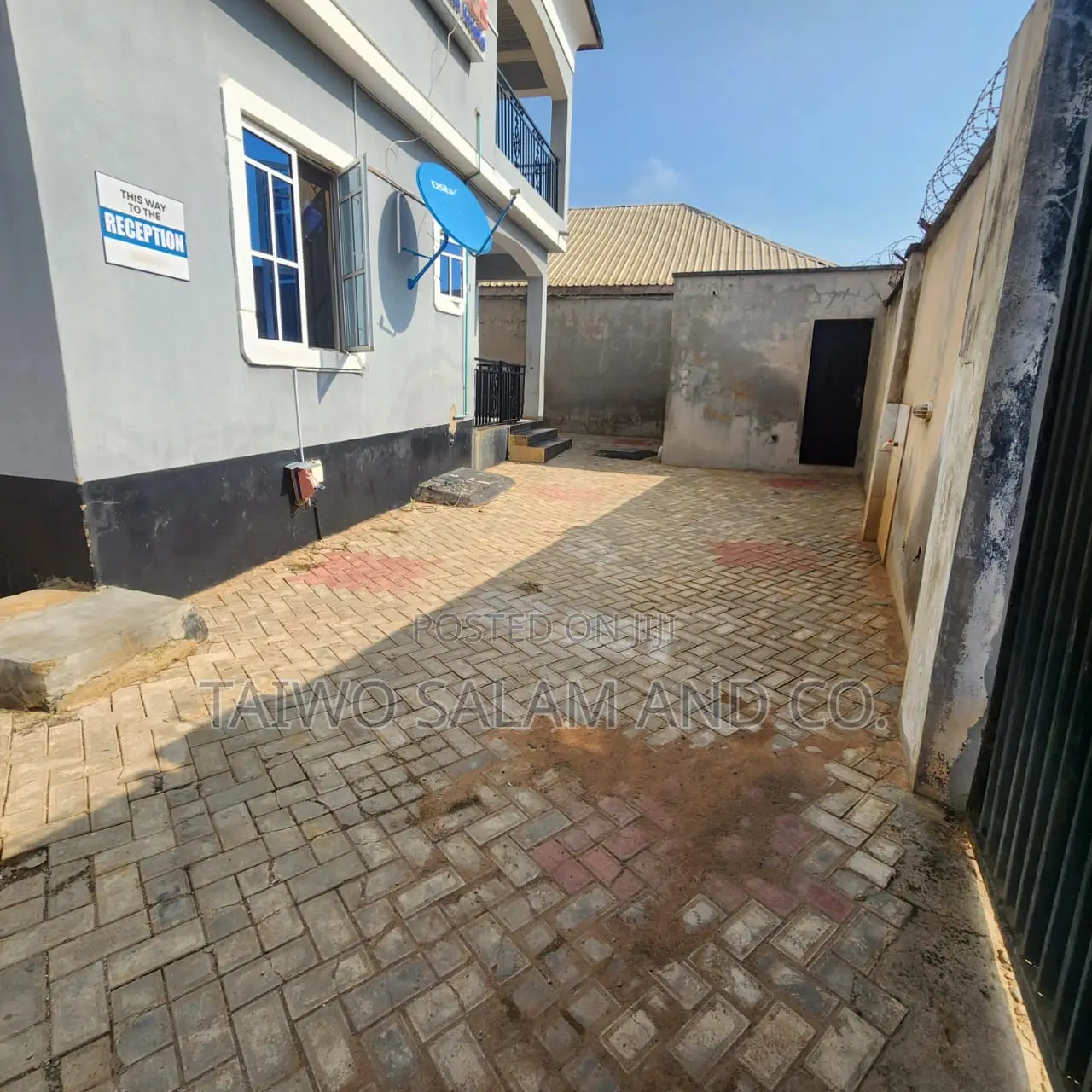 3bdrm Block of Flats in Akobo for sale