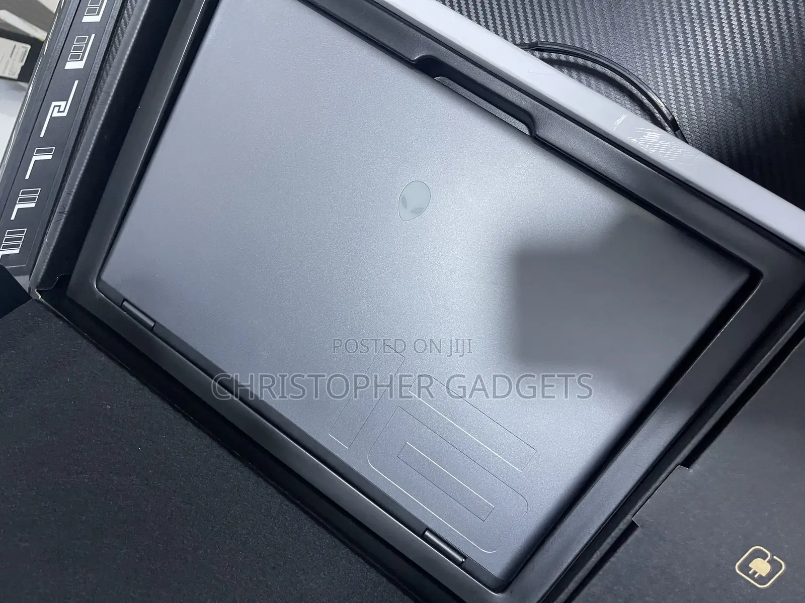 New Laptop Dell Alienware M16 R2 16GB Intel Core Ultra 7 SSD 1T