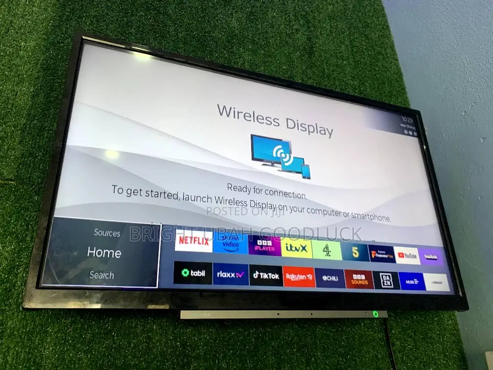 Toshiba 32 Inches Full Smart Tv With Mirror Casting Bluetoot
