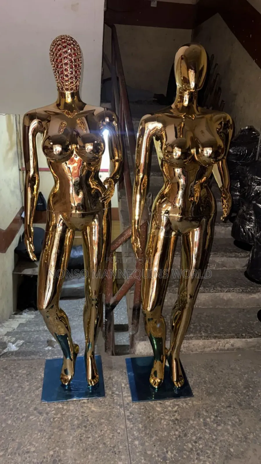 Net Head & Plain Head Female Size 12 Gold Chrome Mannequin