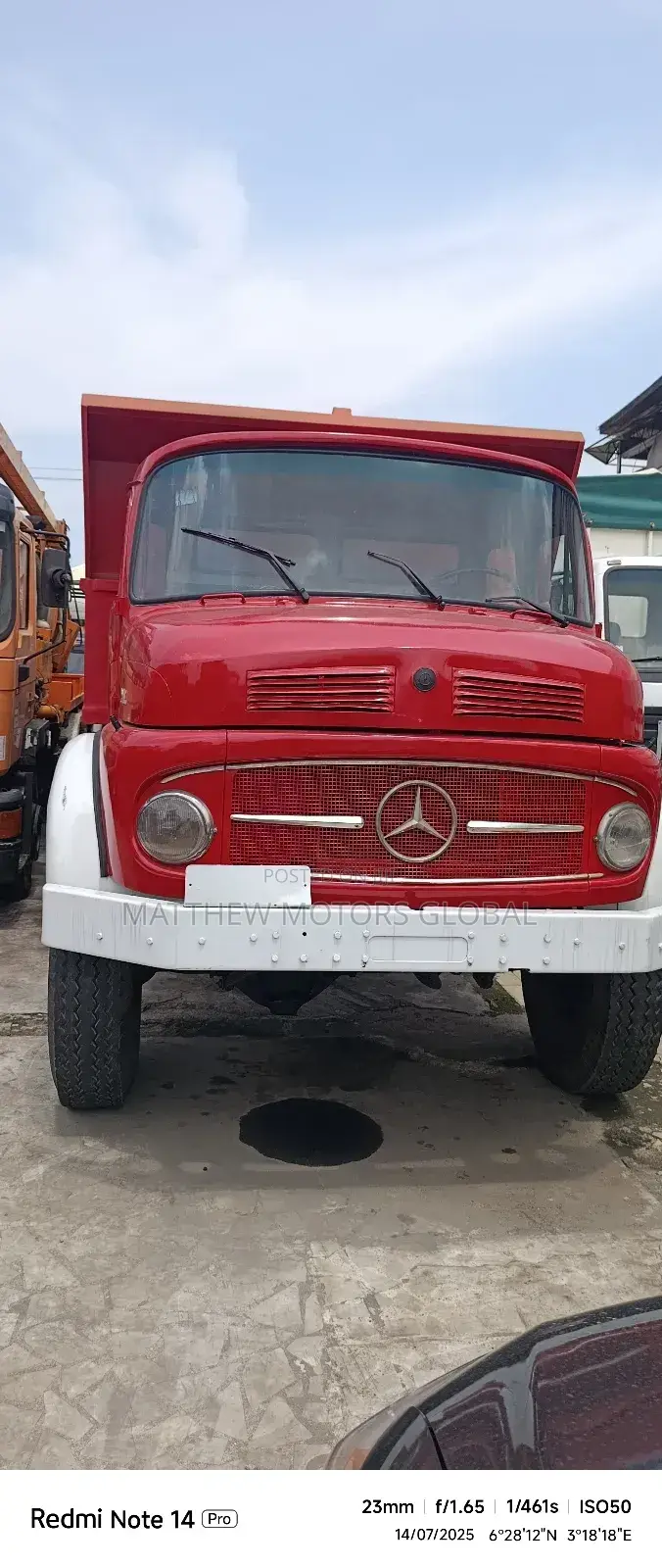 Clean Foreign Used Mercedes Benz 911 Tipper