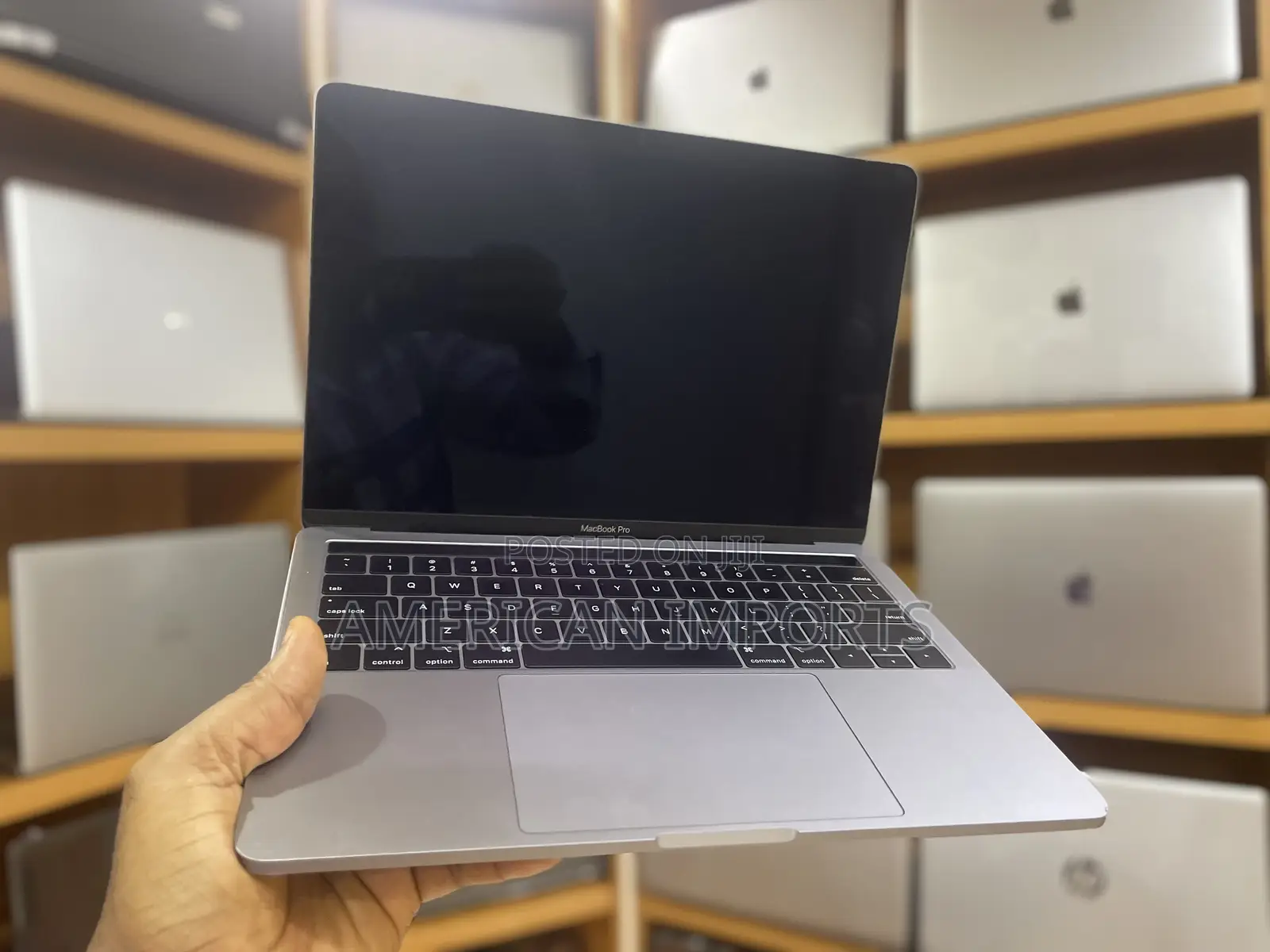 Laptop Apple MacBook Pro 2019 16GB Intel Core I7 SSD 512GB
