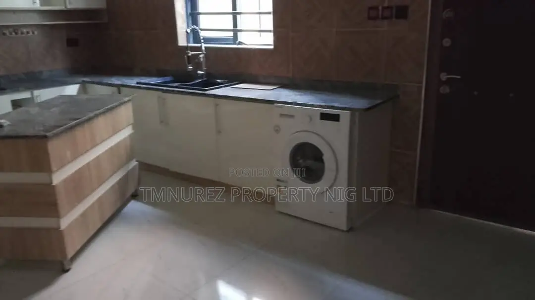 5bdrm Duplex in Orchid, Chevron for rent