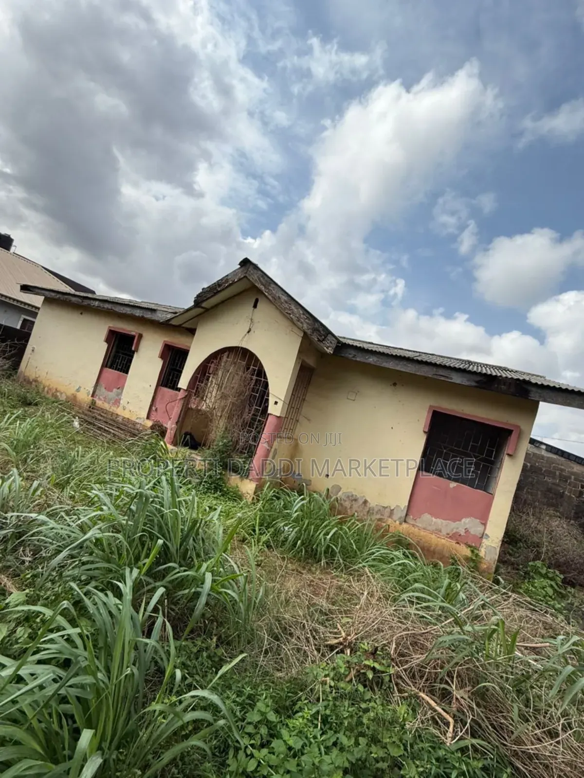 3bdrm Bungalow in Ayobo for sale