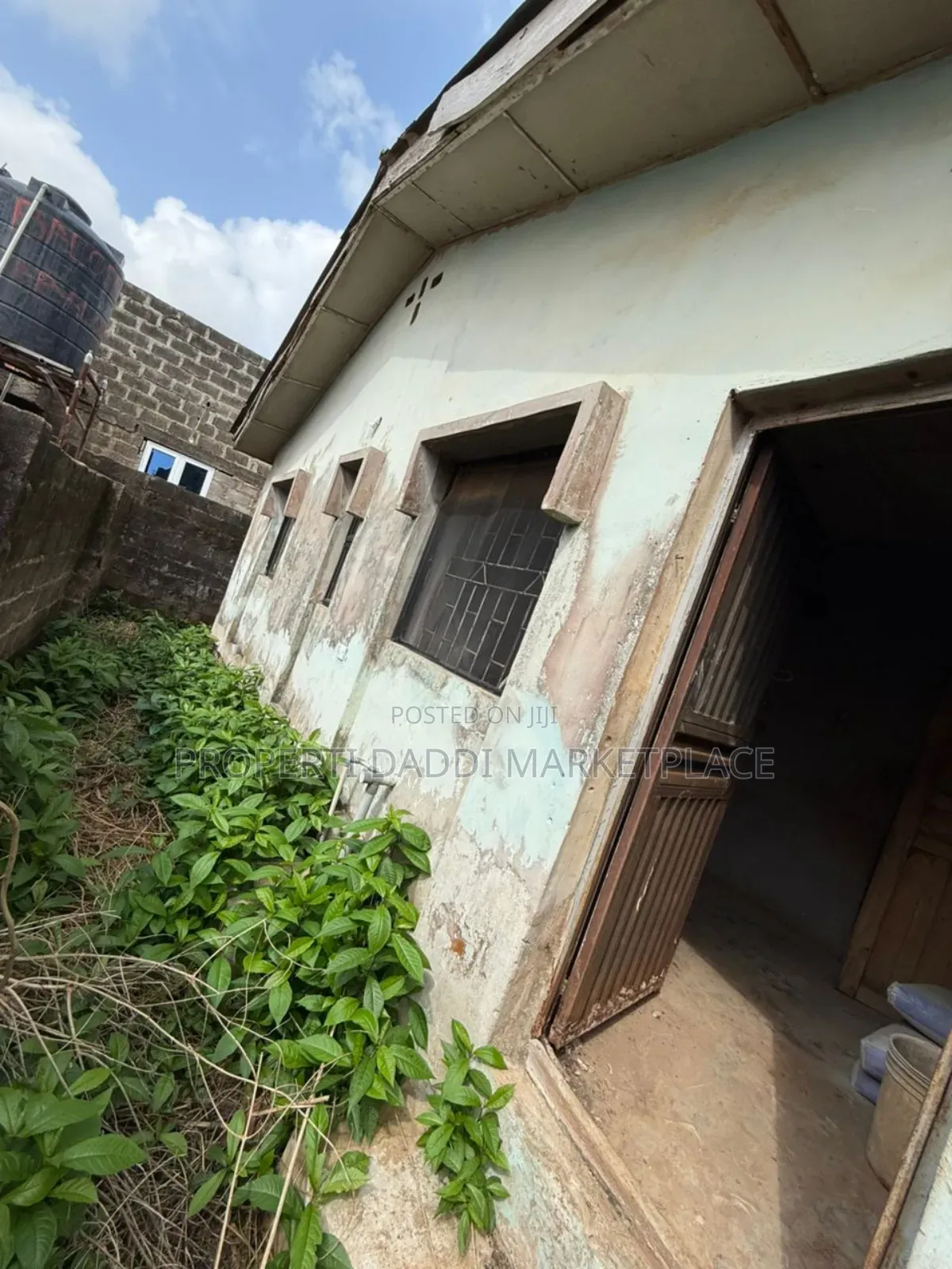 3bdrm Bungalow in Ayobo for sale