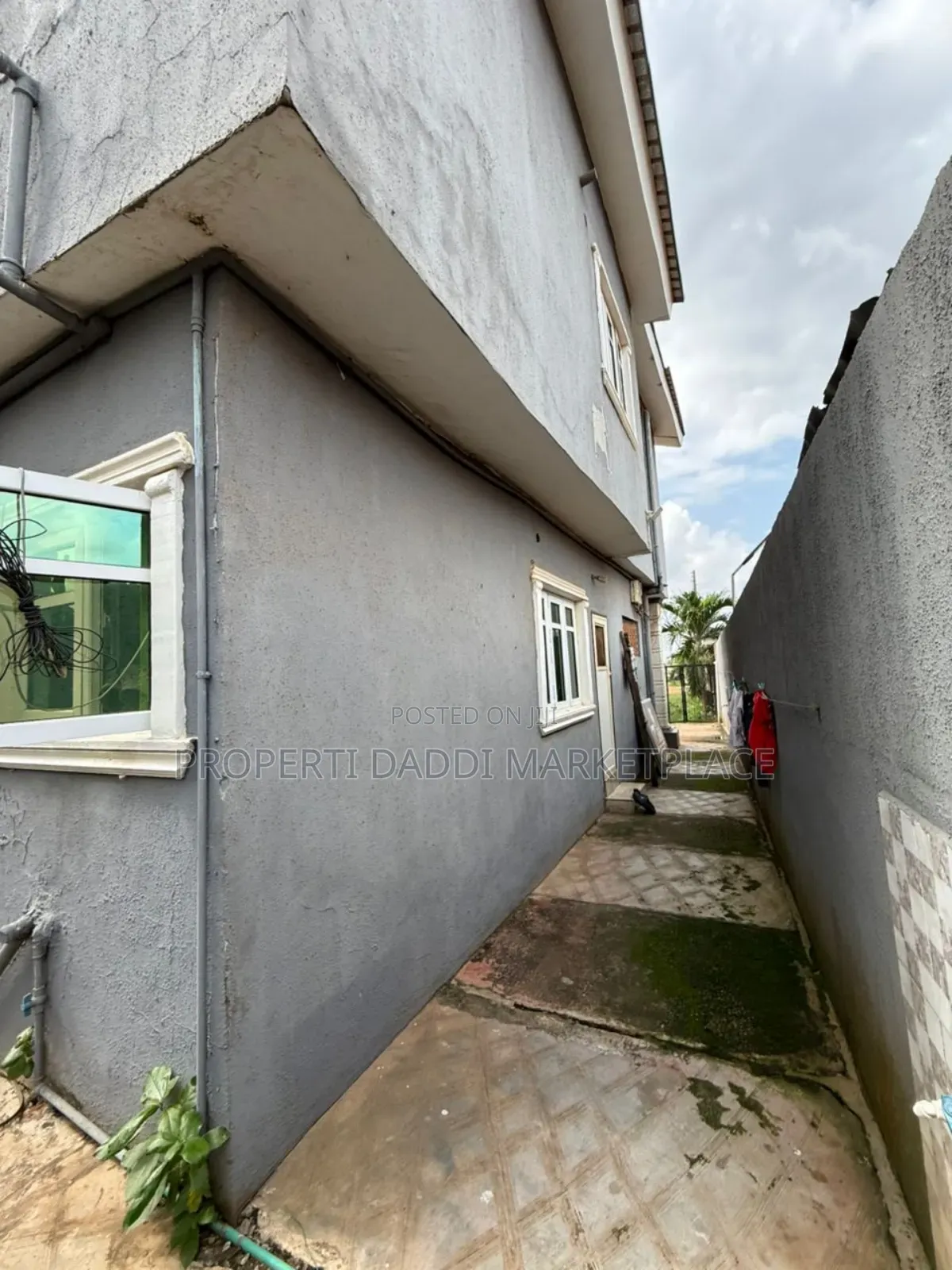 8bdrm Block of Flats in Abiola Farms Estate, Ayobo for sale