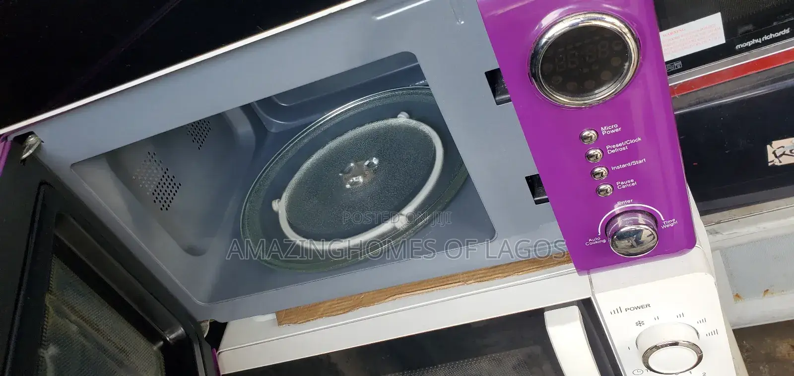 Microwave Oven
