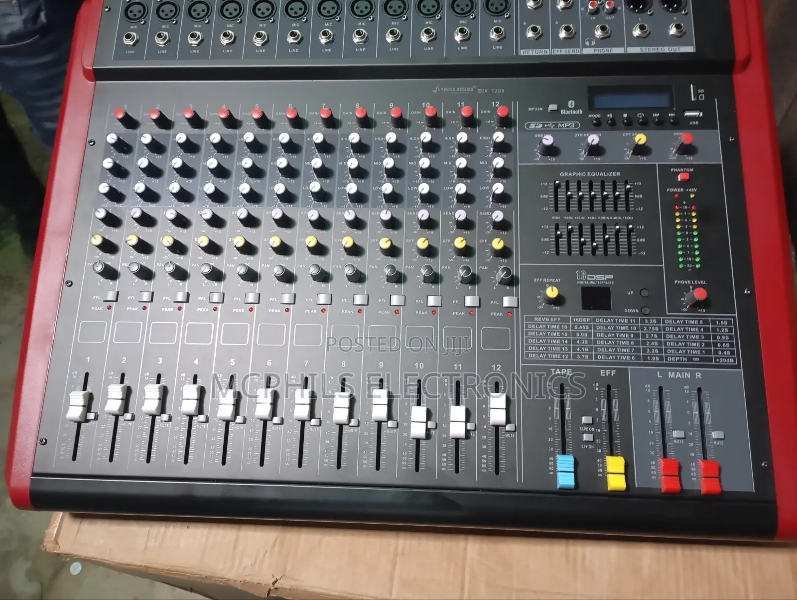 Lyric Sound 2500w Powered Mixer Console