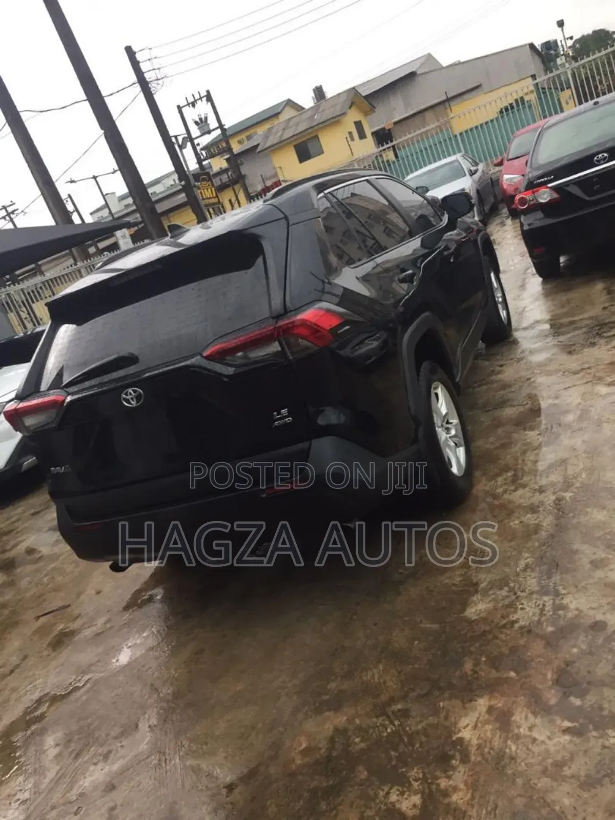 Toyota RAV4 LE AWD 2019 Black