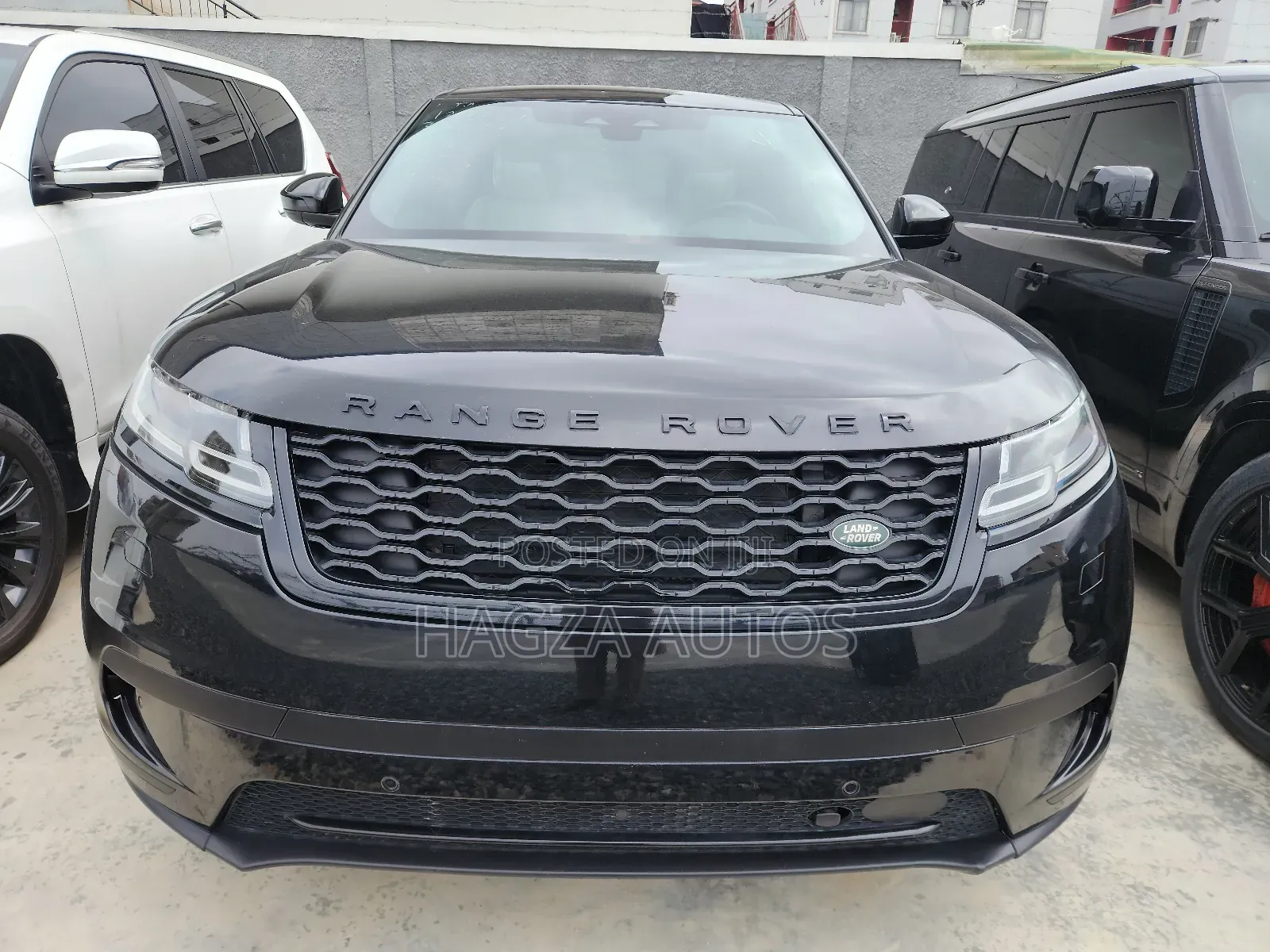 Land Rover Range Rover Velar HST 2023 Black