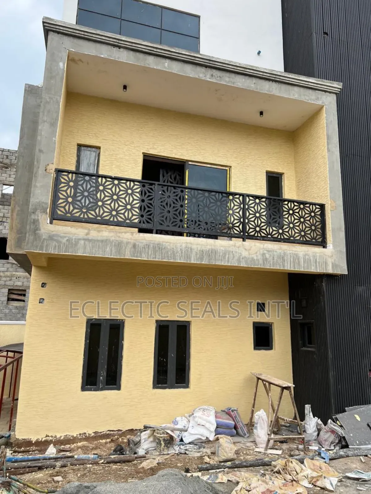 Gravitex Paint Professionals