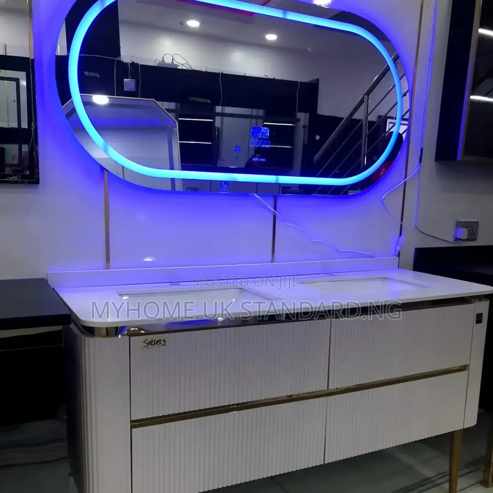 Double Luxury Cabinet With Sensor Mirror