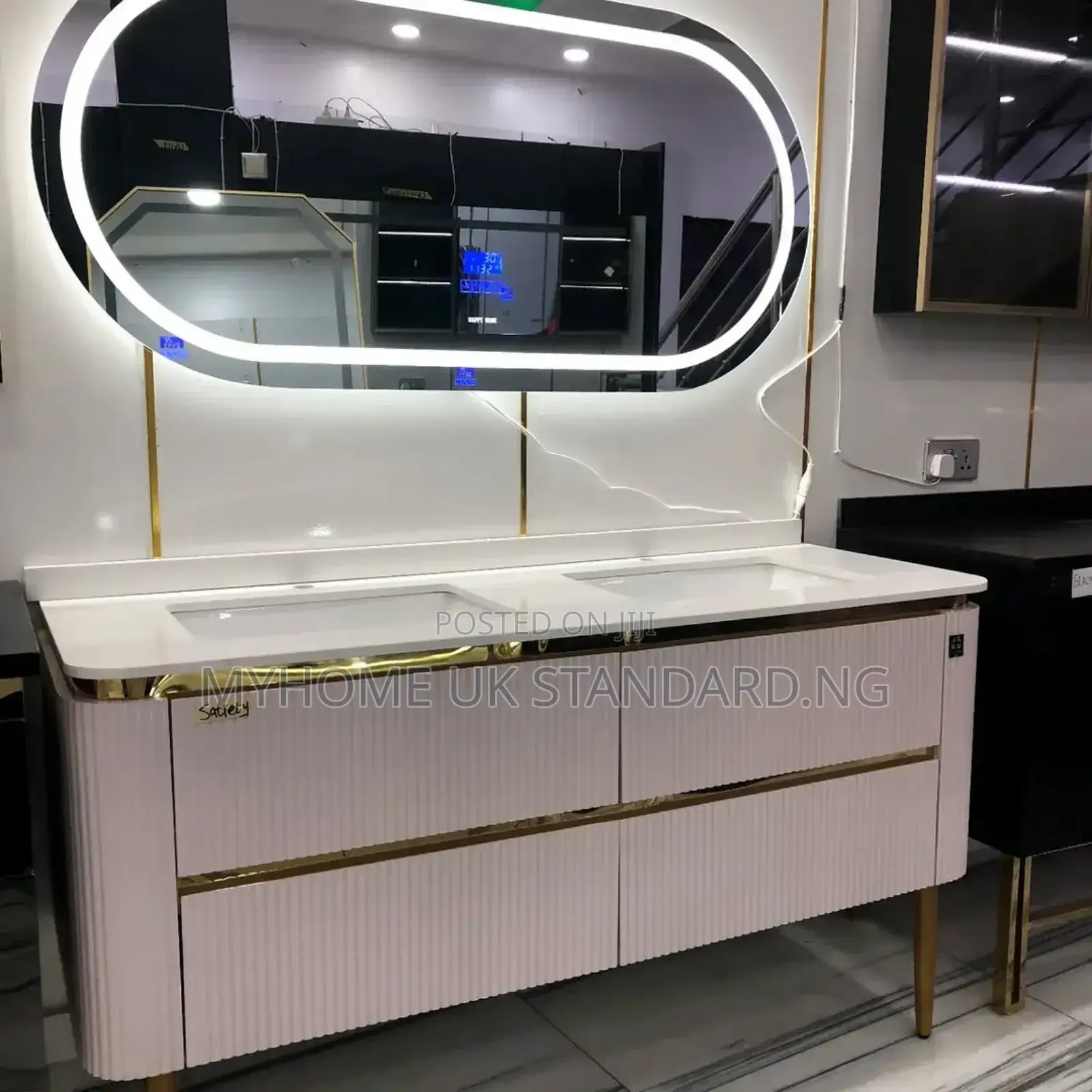 Double Luxury Cabinet With Sensor Mirror