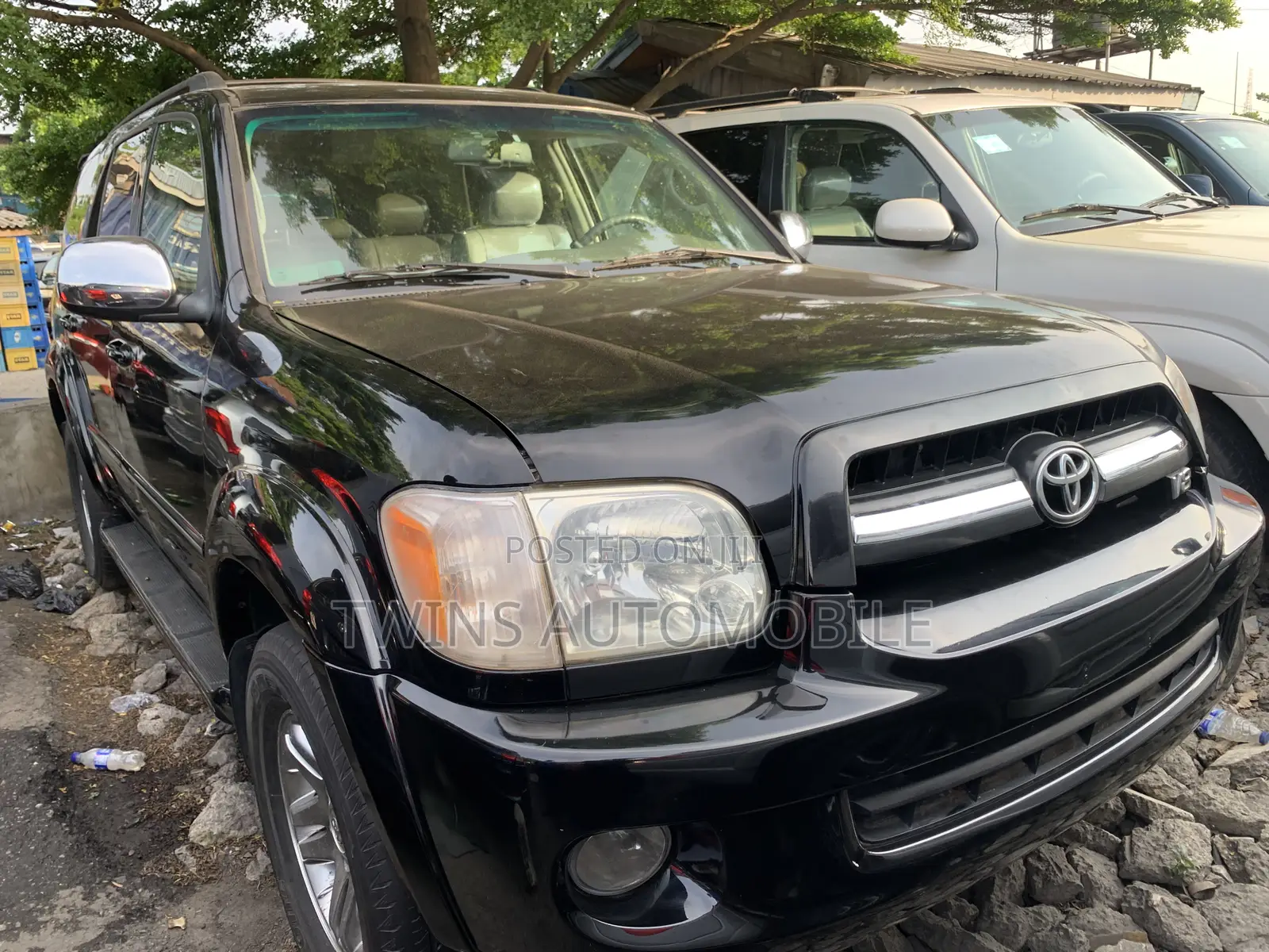 Toyota Sequoia Limited 4dr SUV 4WD (4.7L 8cyl 5A) 2007 Black