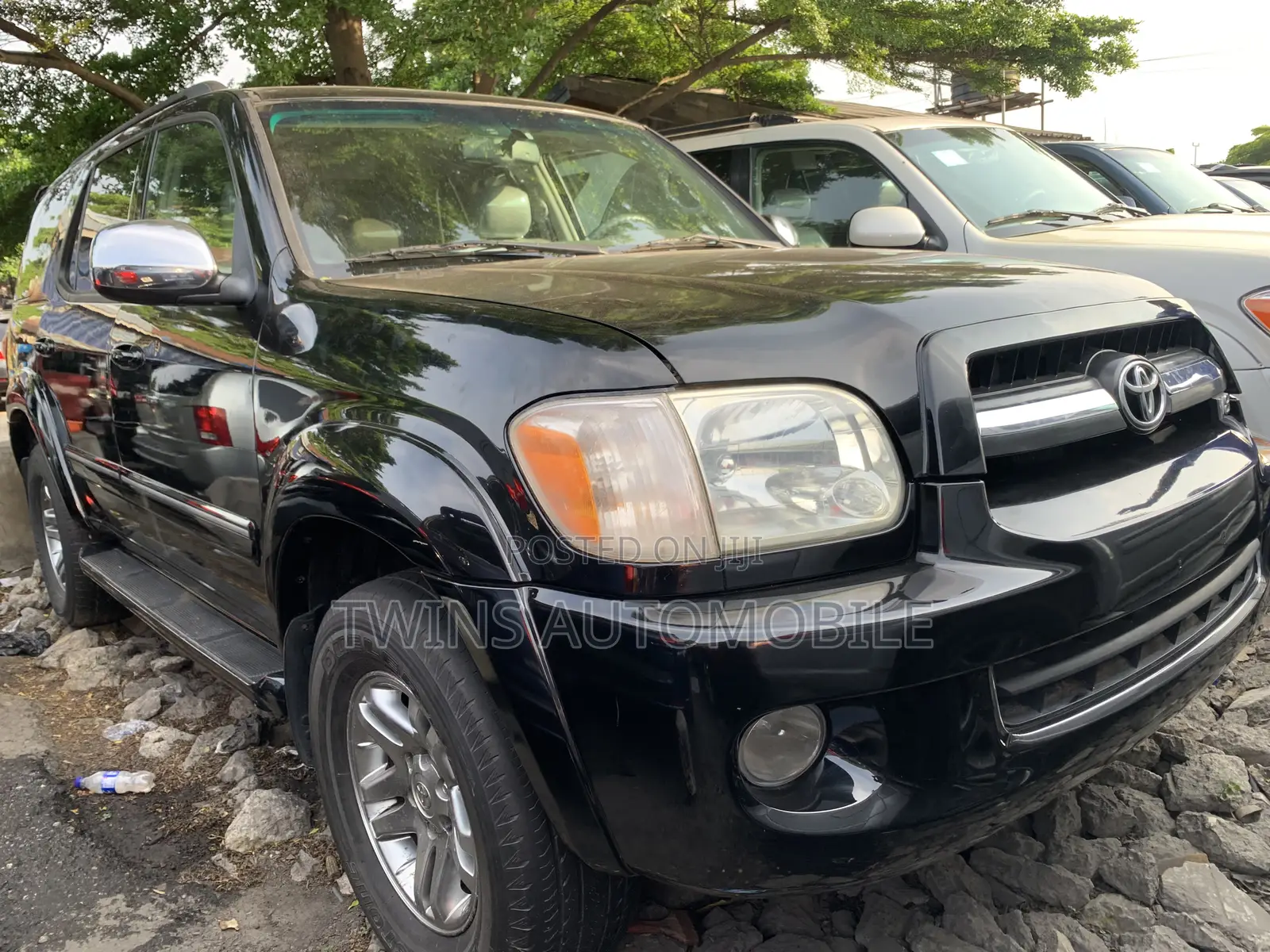 Toyota Sequoia Limited 4dr SUV 4WD (4.7L 8cyl 5A) 2007 Black