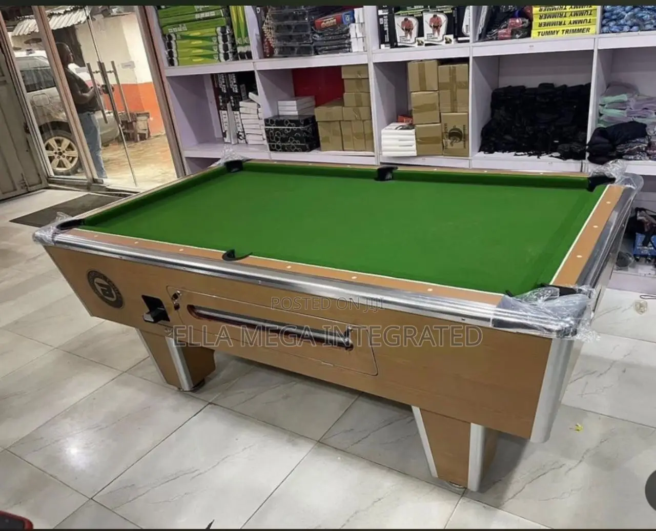 Snooker Table Court