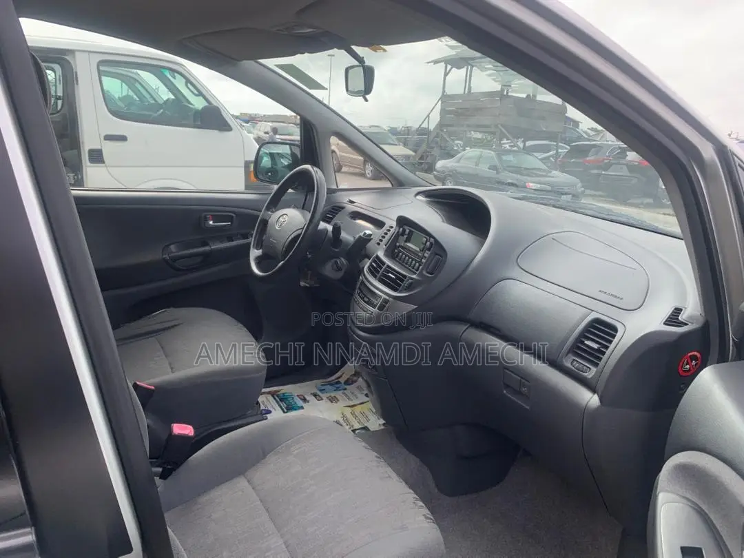 Toyota Previa 2025 Silver