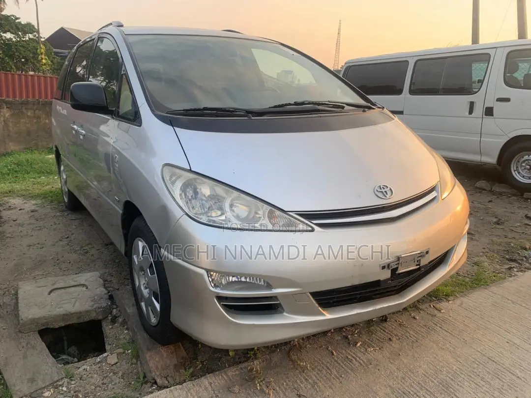 Toyota Previa 2025 Silver