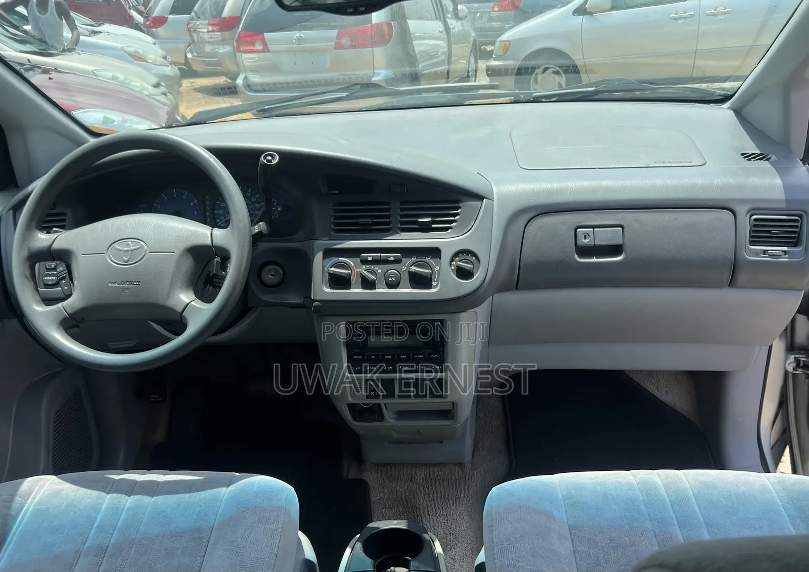 Toyota Sienna LE 2002 Silver