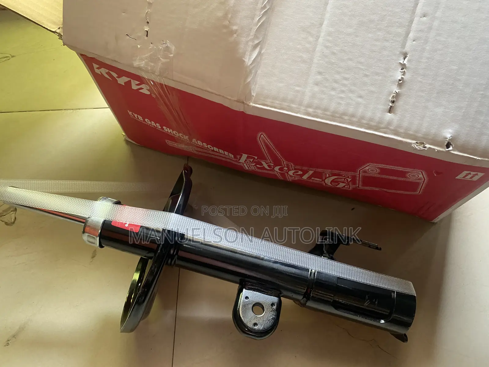 Front Kyb Shock Absorber for Toyota Rav4 2008,2010-2016