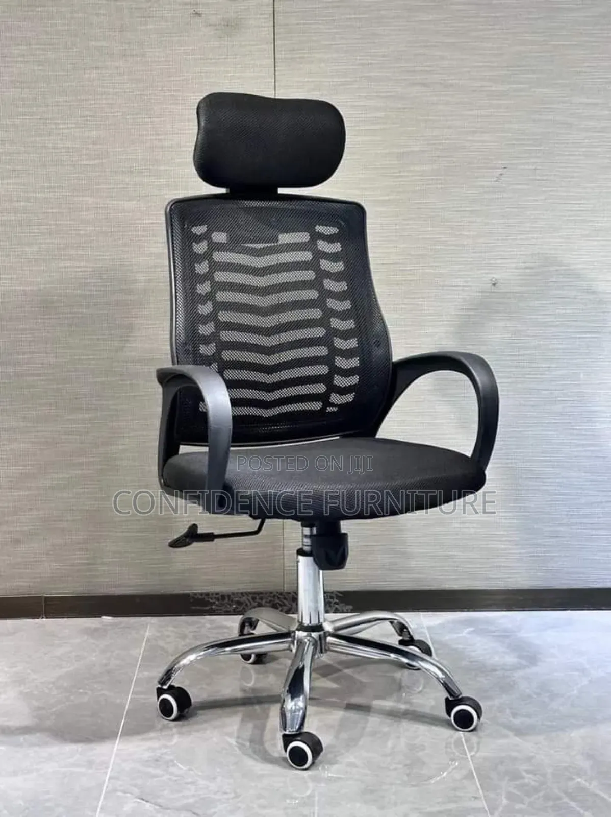 Office Swivel Chair With Headrest