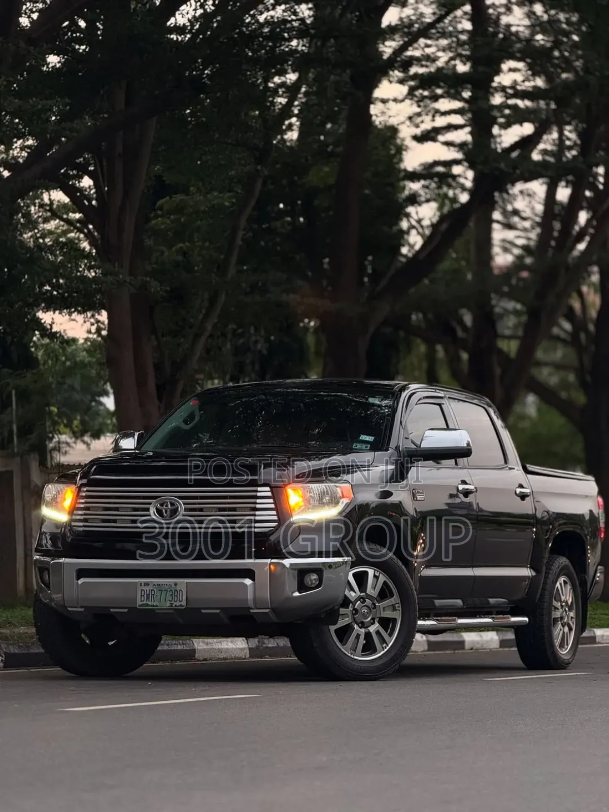 Toyota Tundra 2014 Black