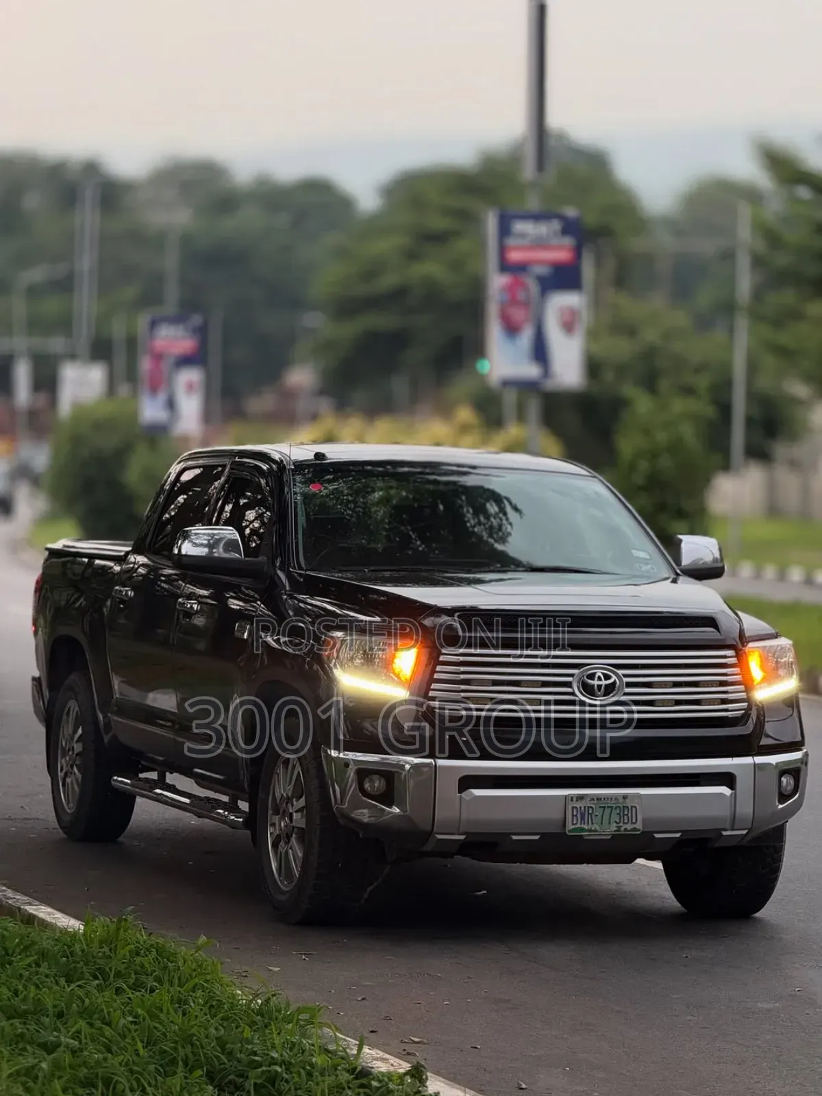Toyota Tundra 2014 Black