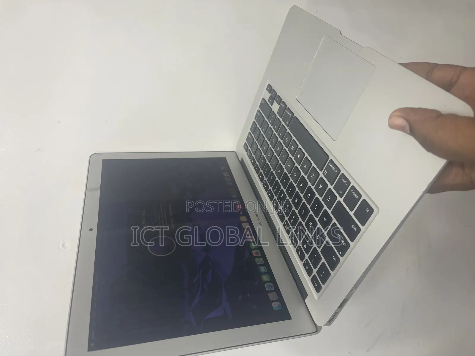 Laptop Apple MacBook Air 2015 8GB Intel Core I5 SSD 256GB