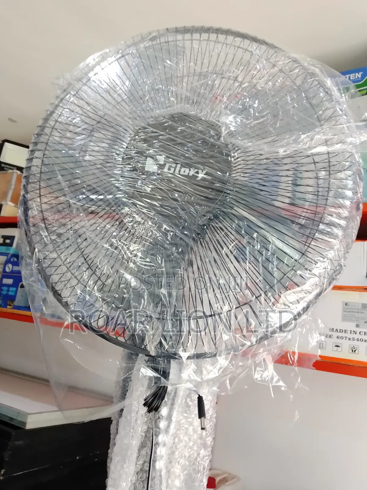 16inch Solar Rechargeable Fan With Panel