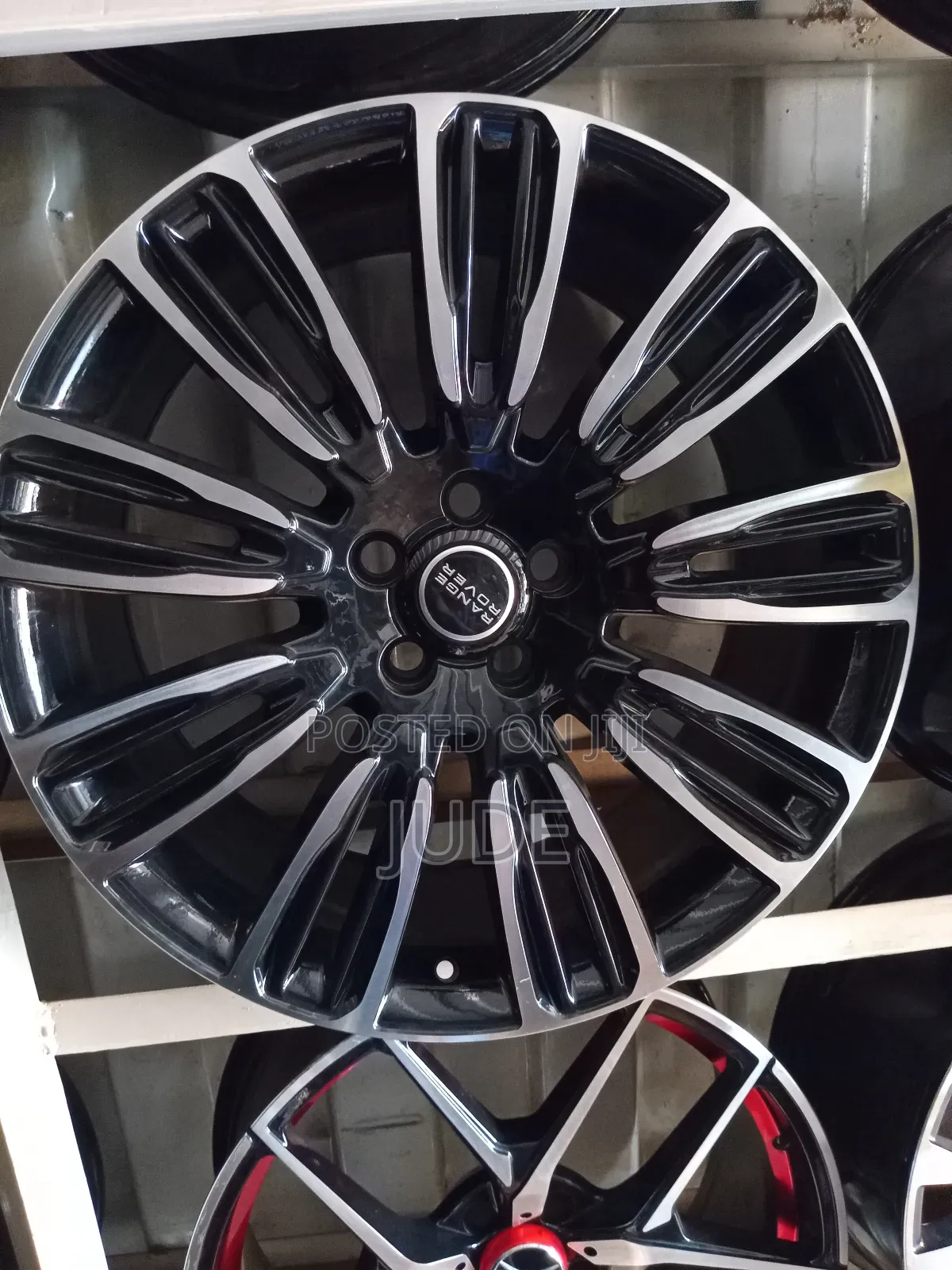 22 Rims Available for Range Rover