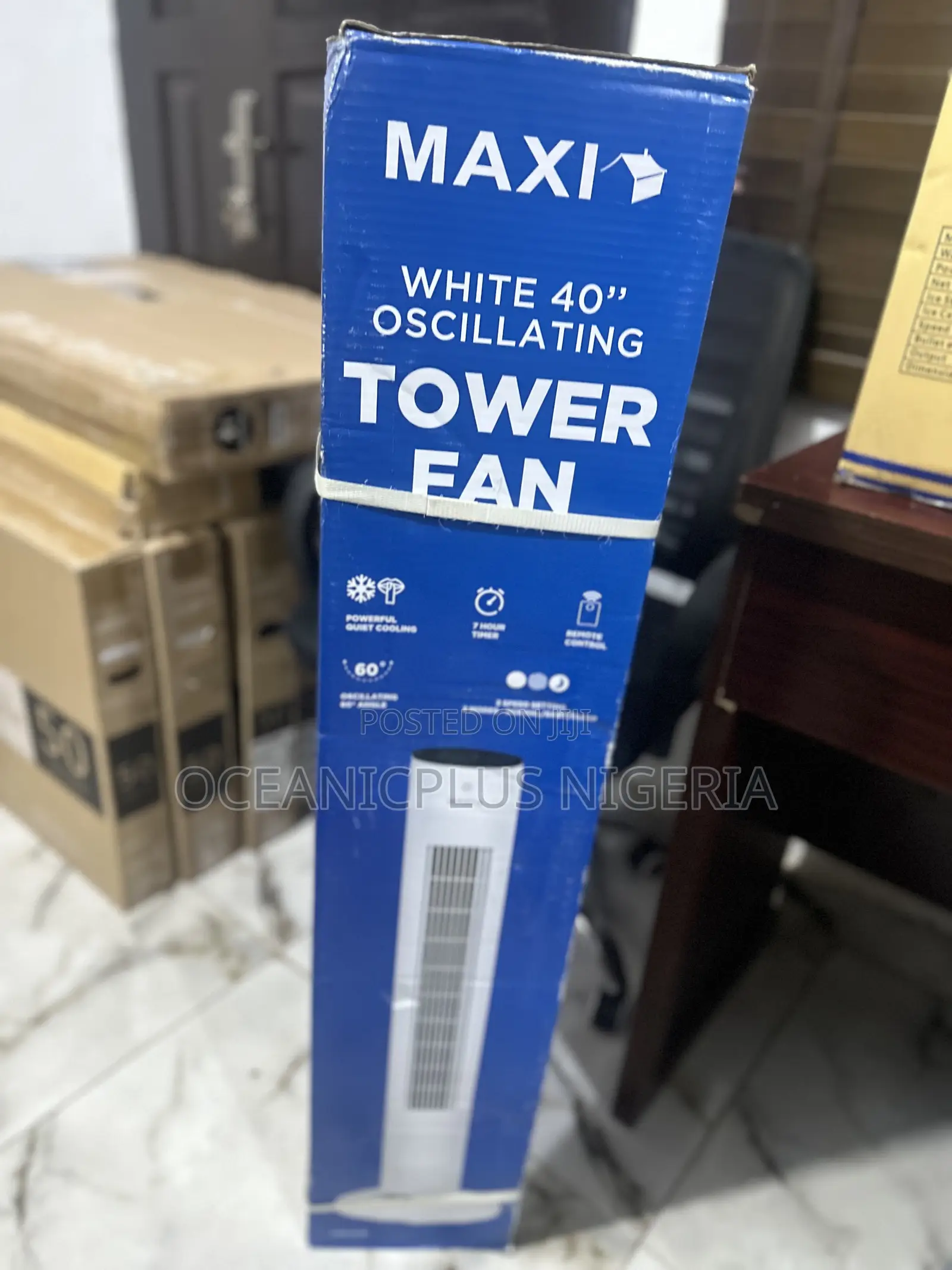 Super Powerful / Maxi 40'' Oscillating Tower Fan
