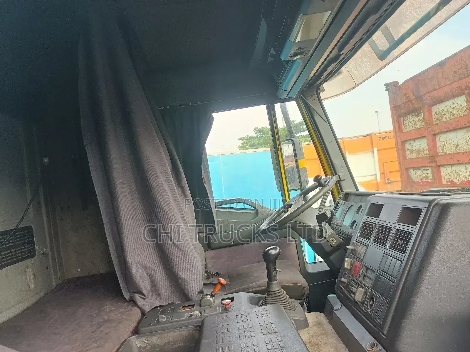 Iveco Trailer Truck 6tires