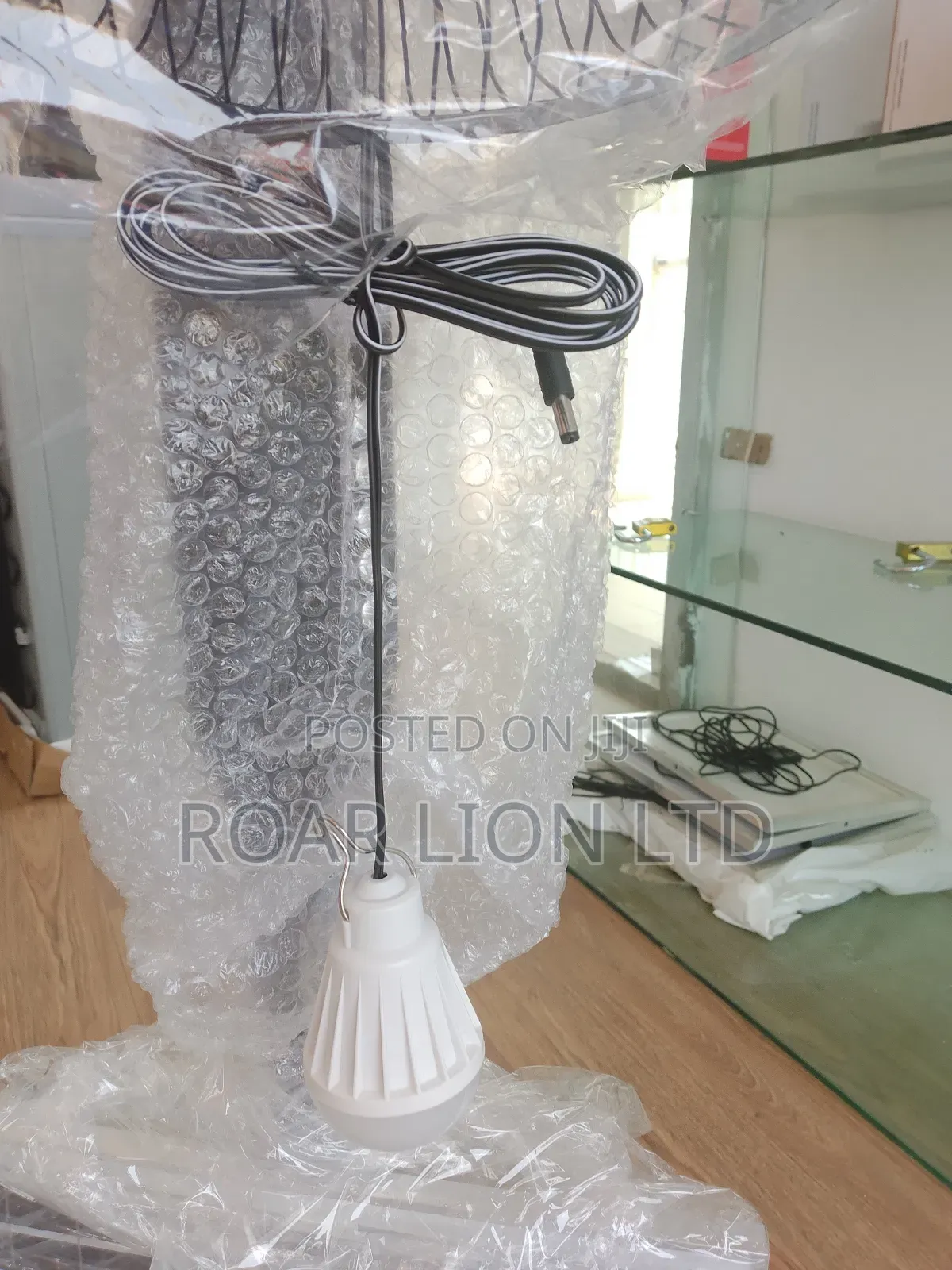 16inch Solar Rechargeable Fan With Panel
