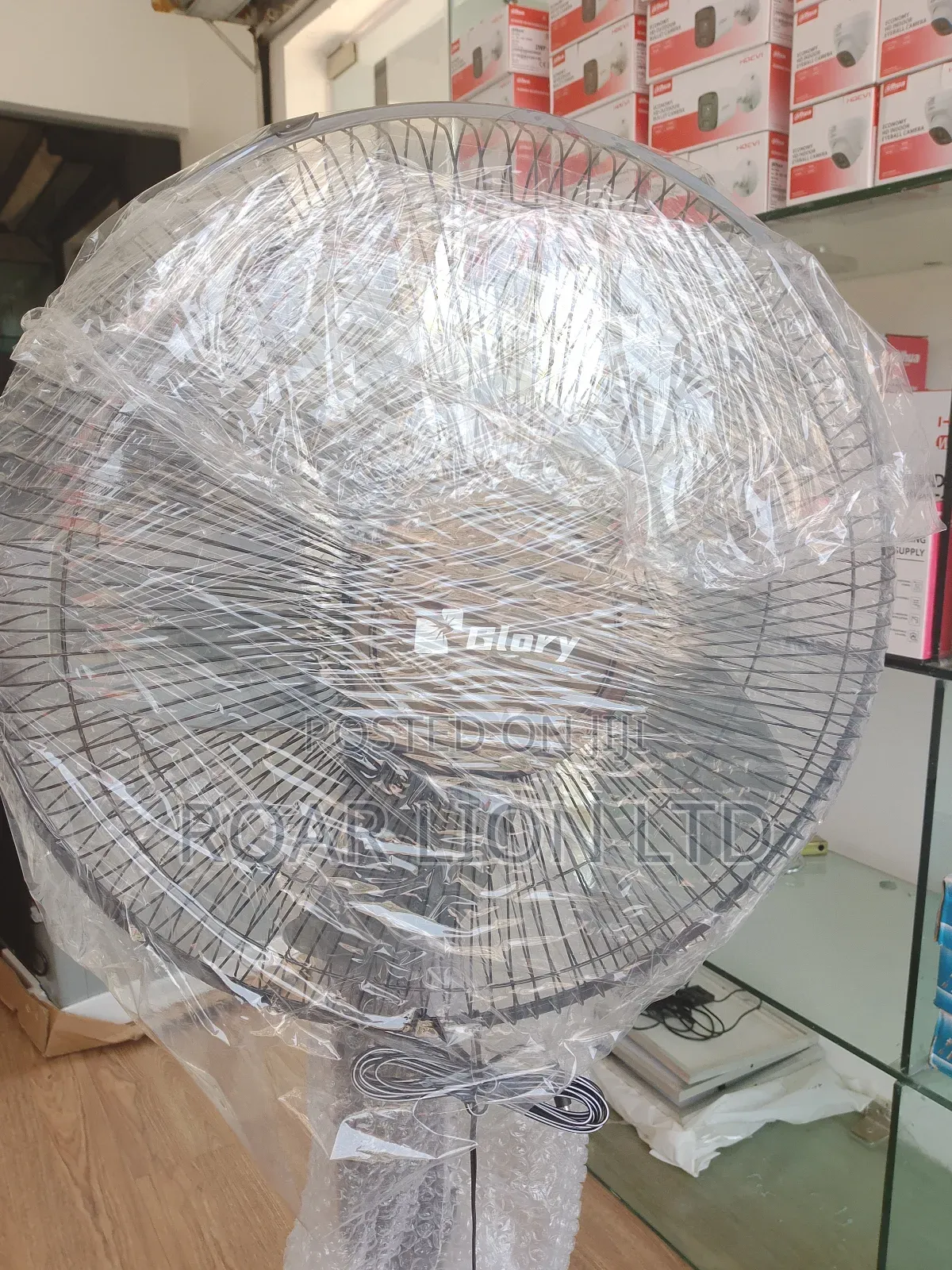 16inch Solar Rechargeable Fan With Panel