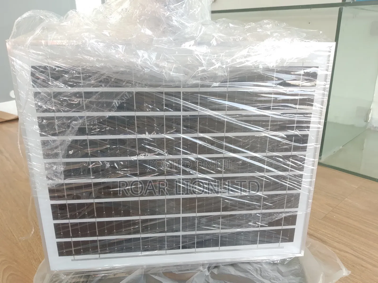 16inch Solar Rechargeable Fan With Panel