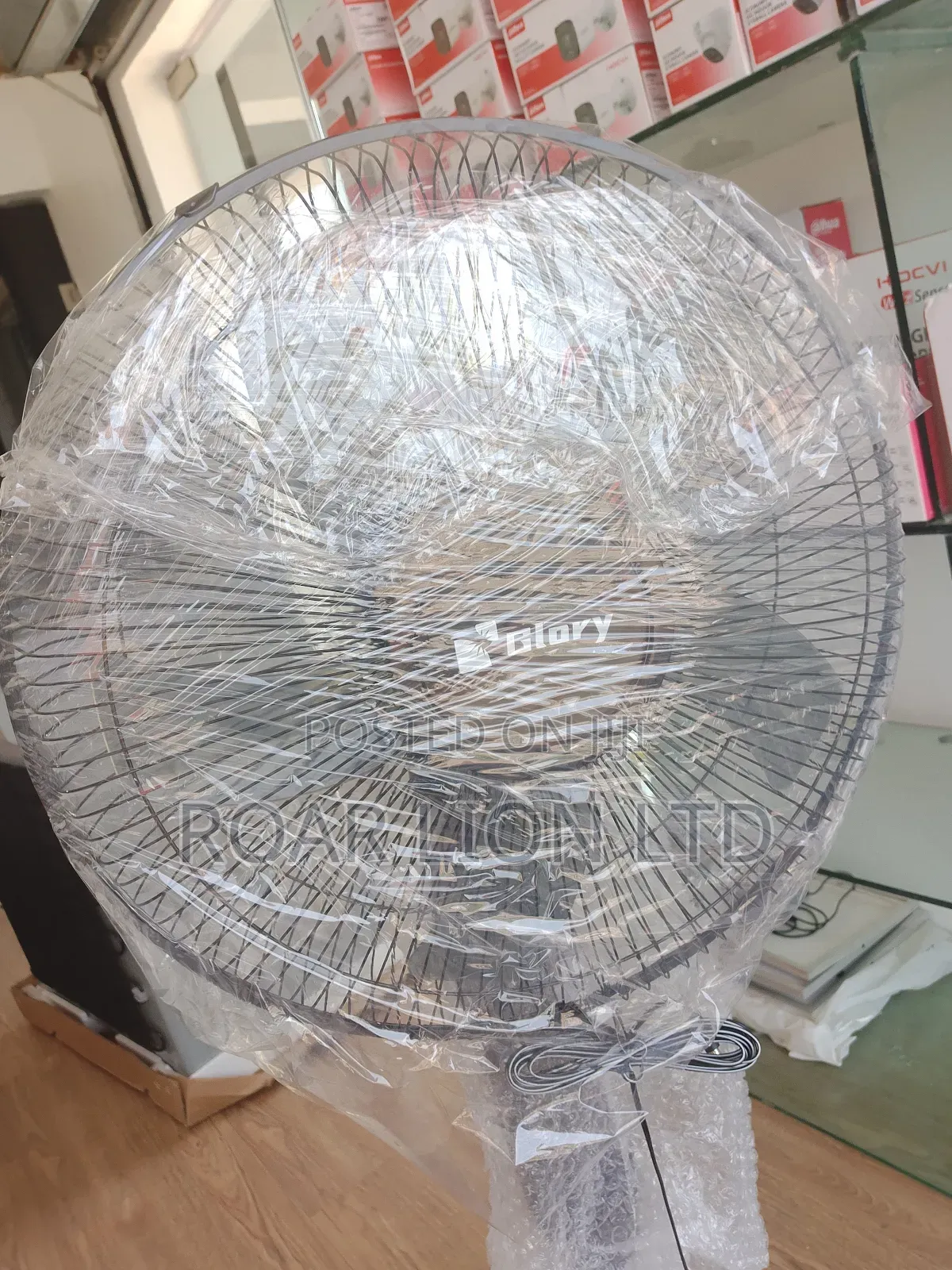 16inch Solar Rechargeable Fan With Panel