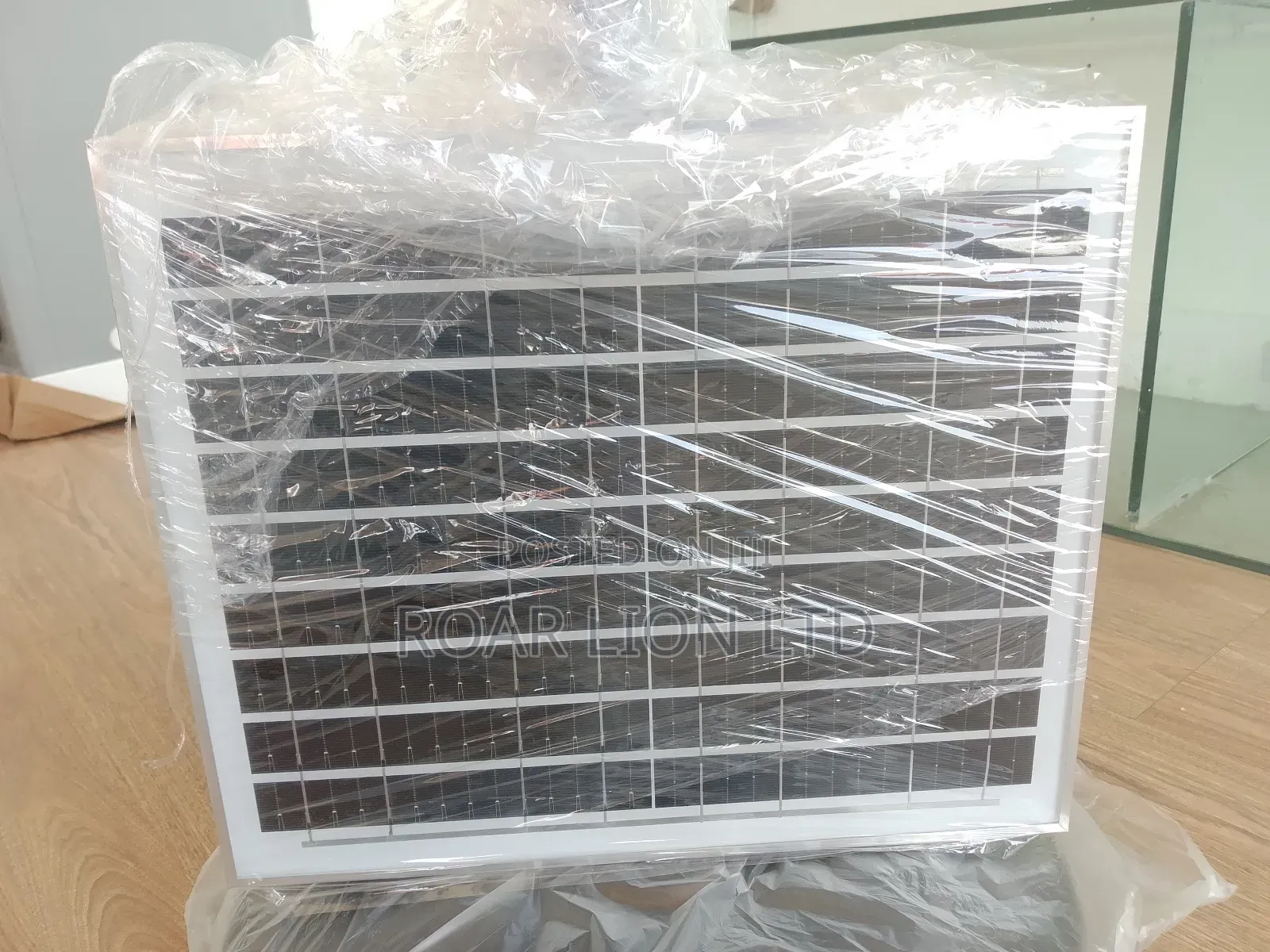 16inch Solar Rechargeable Fan With Panel