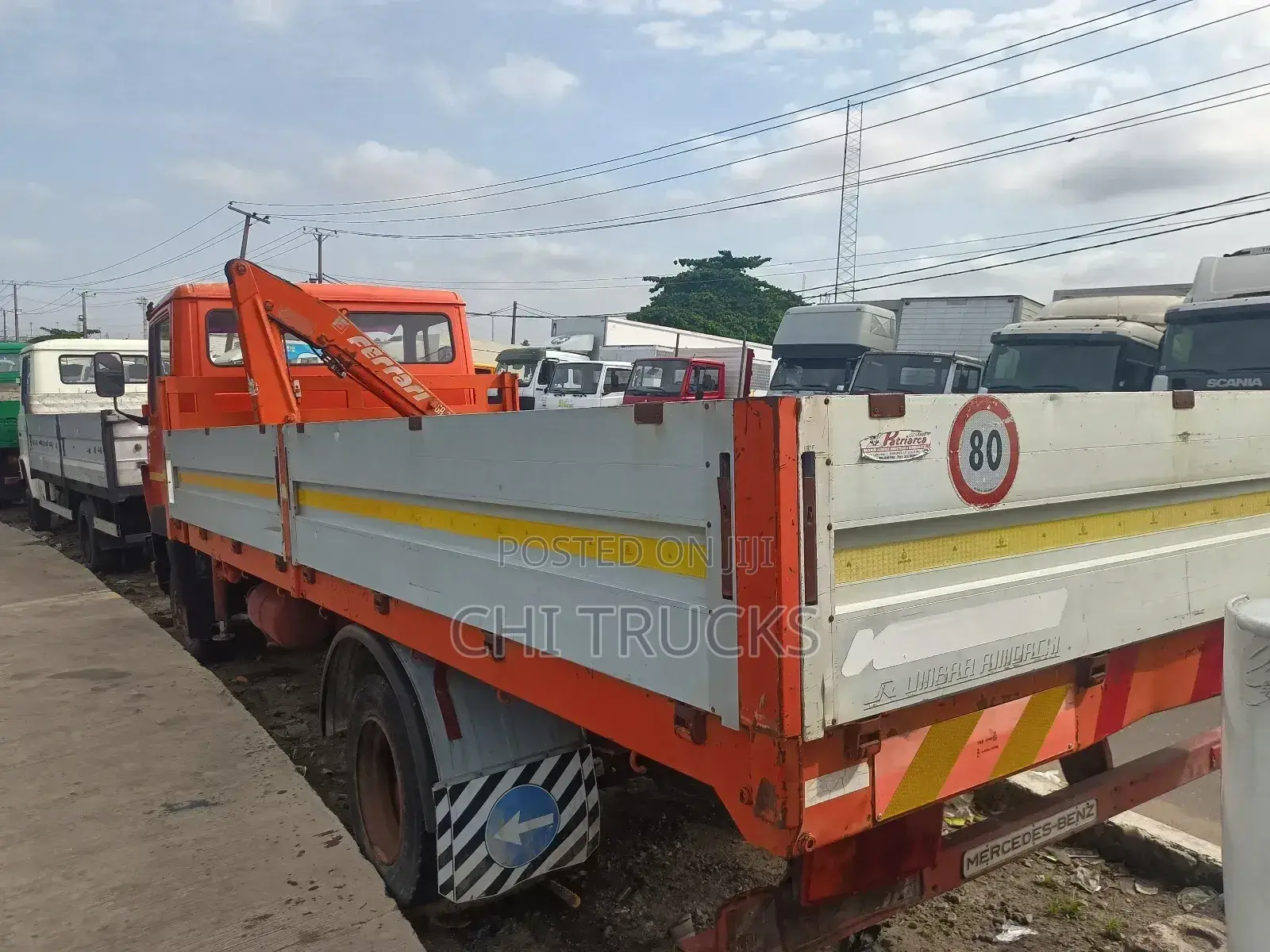 Mercedes Benz 814 Pickup Truck With Mini Hiab Crane German