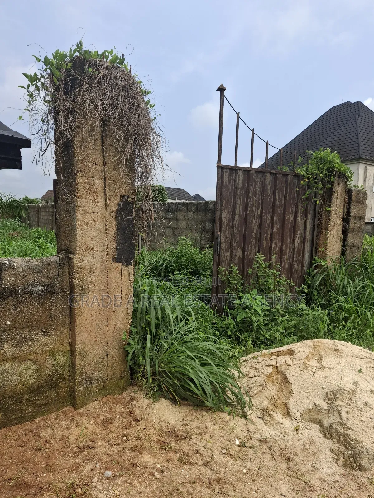 Land for Sale at Royal Garden Estate