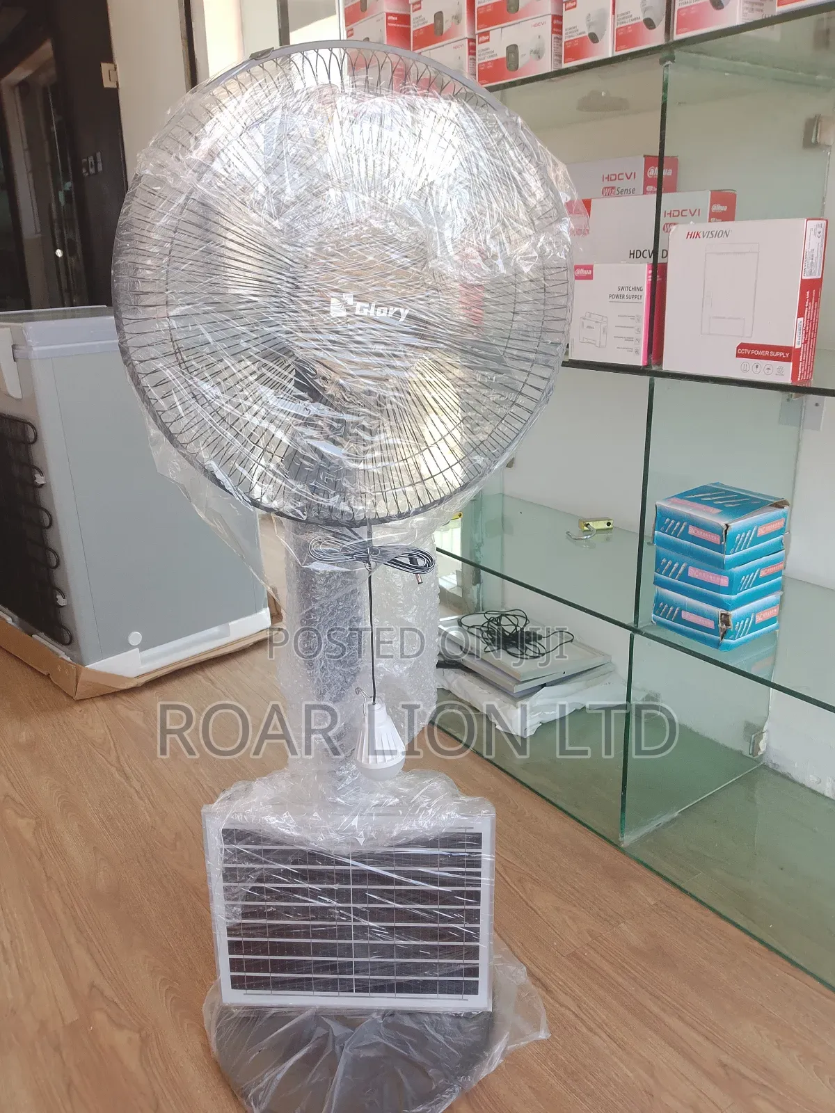 16inch Solar Rechargeable Fan With Panel