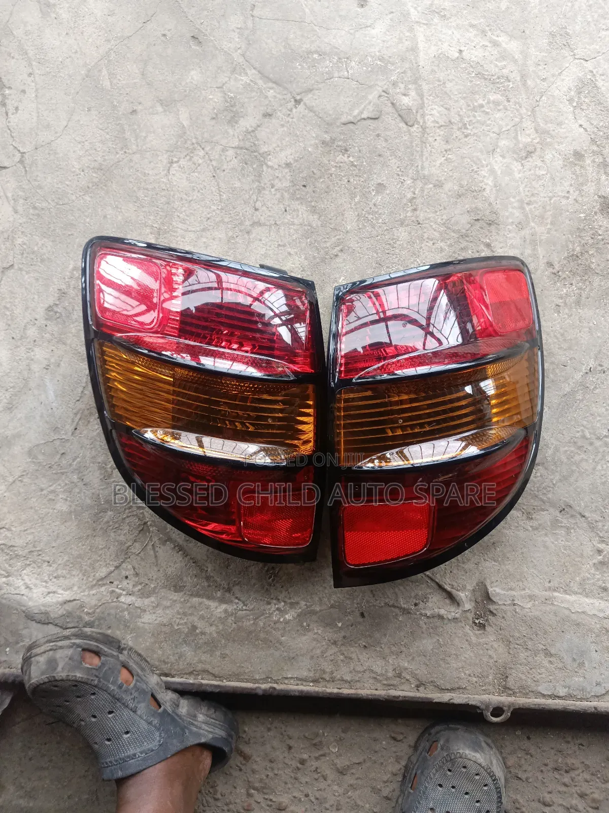 Back Light Toyota Pontiac Vibe 2003-2008