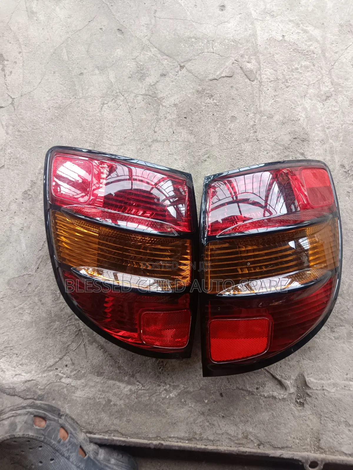 Back Light Toyota Pontiac Vibe 2003-2008