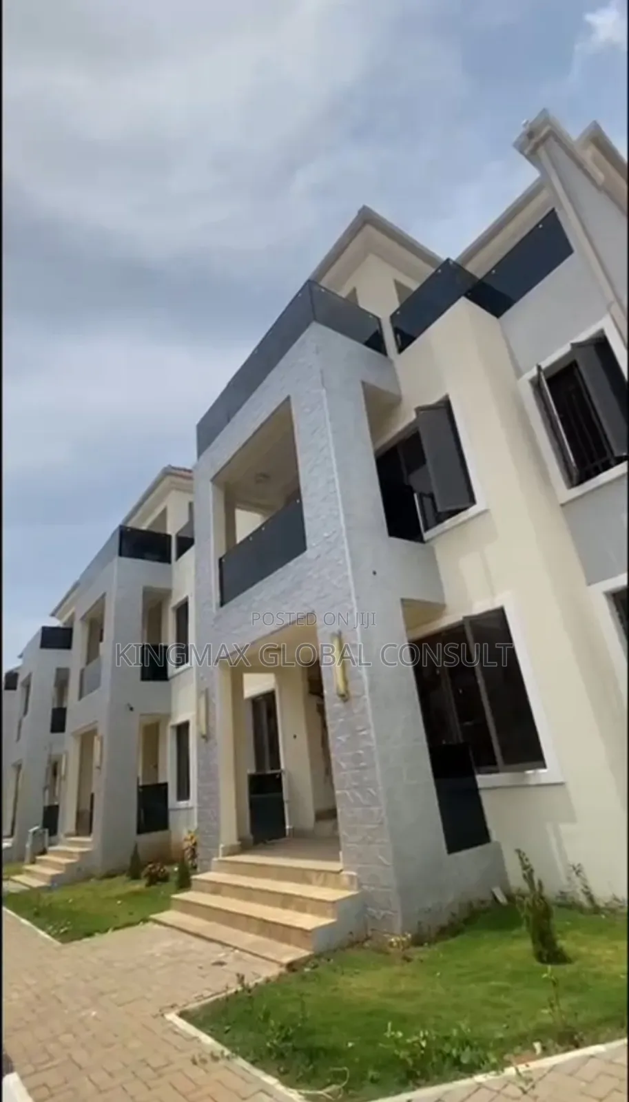 4bdrm Duplex in Life Camp Abuja for sale