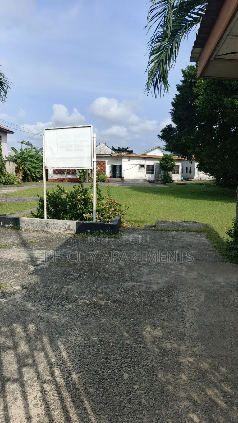 4bdrm Bungalow in GRA Phase 2 / Port-Harcourt for rent