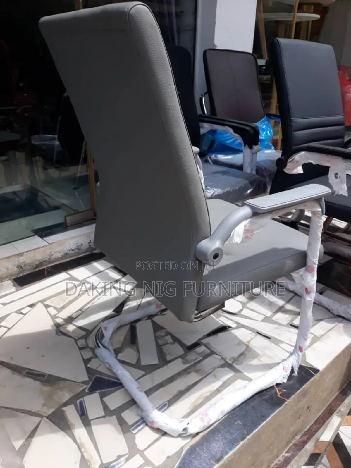 Quality and Strong Visitor's Chair