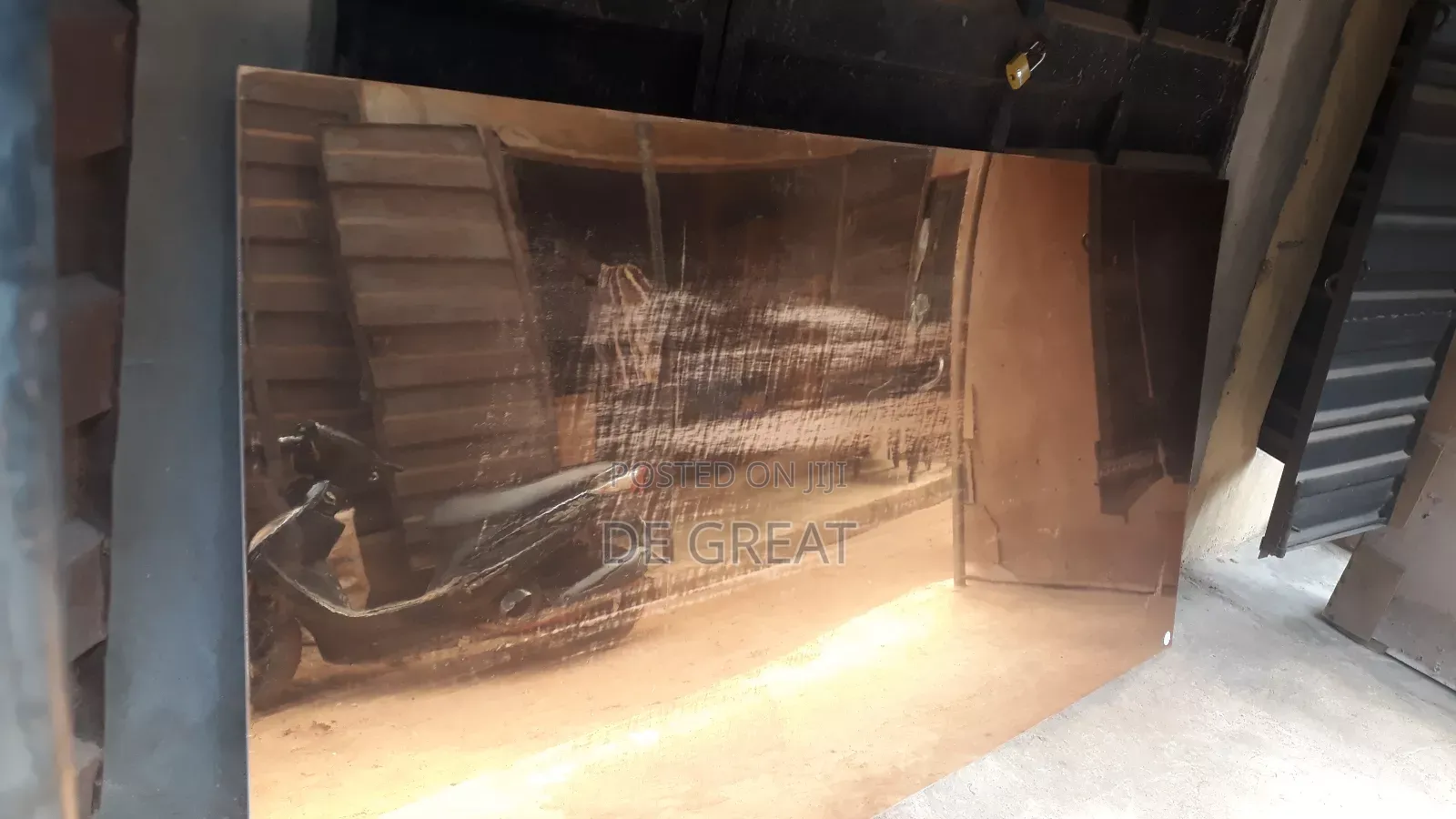 Acrylic Mirror, Pure Gold